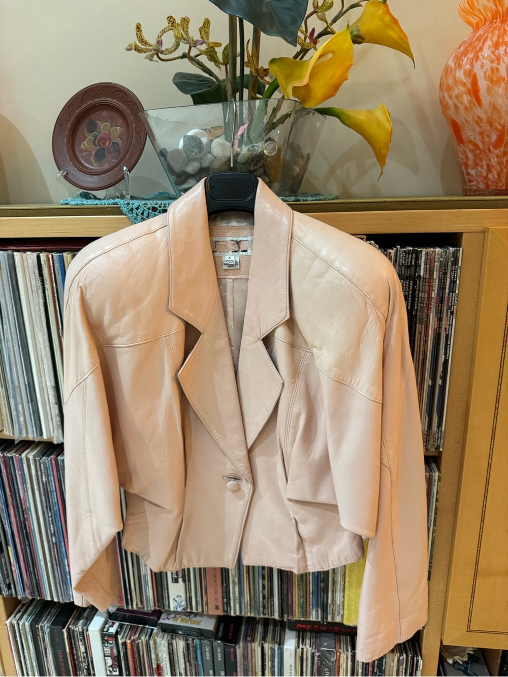 PRICE DROP: VTG, NW/OT lined, butter-soft, PALE PINK LAMBSKIN